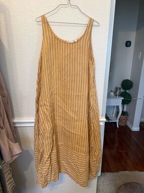 Sleeveless Striped Linen Swing Dress in Mustard KAKTUS MEDIUM